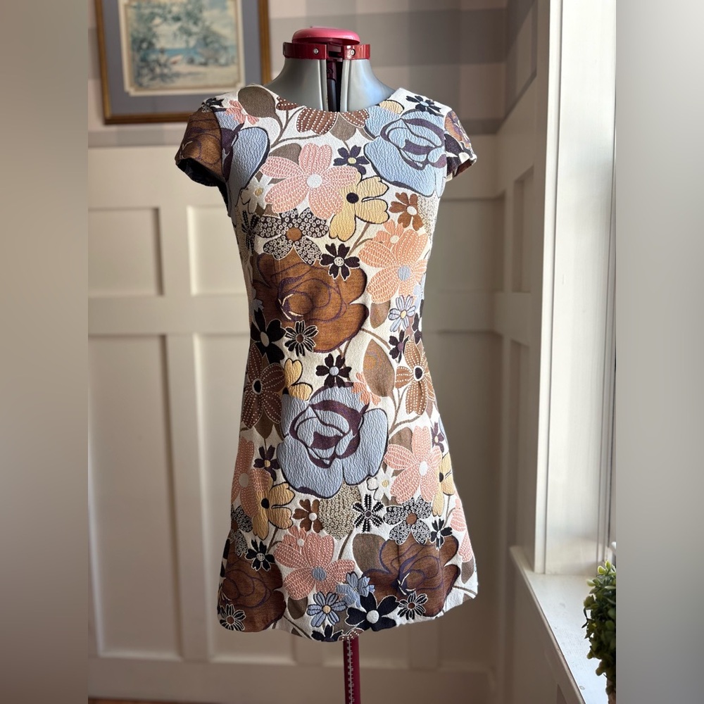 Zara Embroidered Cream Floral Mini Dress with Brown, Blue and Pink Blooms XS